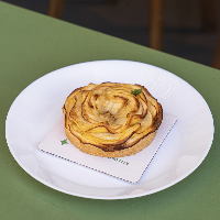 تارت سیب و دارچین